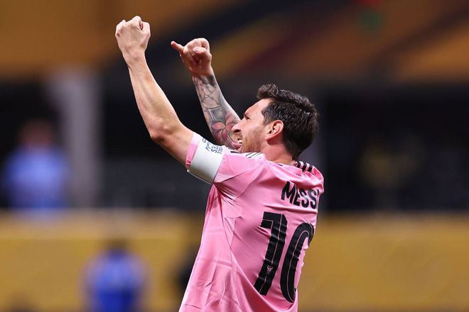 C罗是你的最强队友吗？皇马旧将：不是！梅西才是！