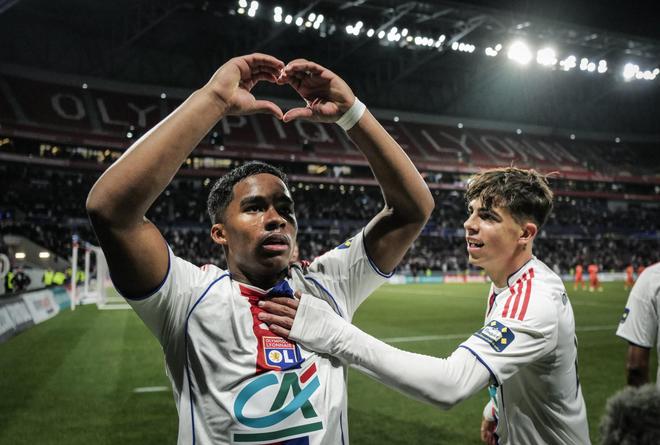 恐怖球速！恩德里克上演阿德式爆射，租借里昂后5场5球1助攻