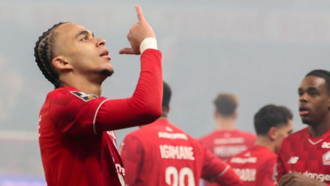 法媒：姆巴佩弟弟埃唐右大腿肌腱部分断裂，至少伤缺两个月