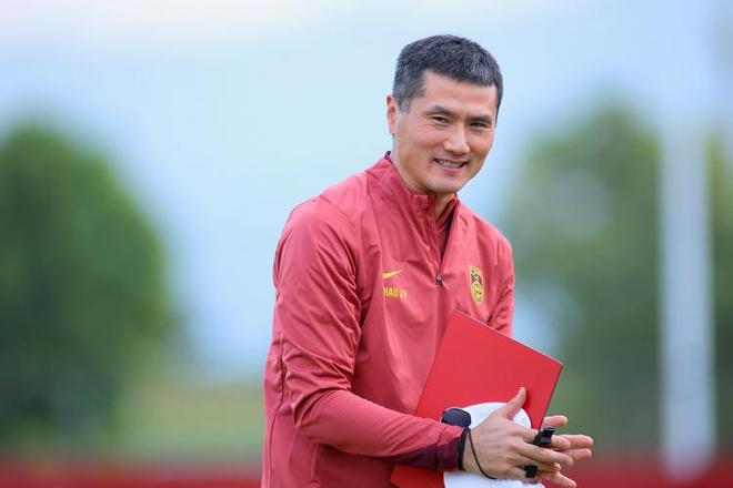 1-0！0-3！国足连战亚洲冠军，6战3胜1平2负，未来稳进世界杯？