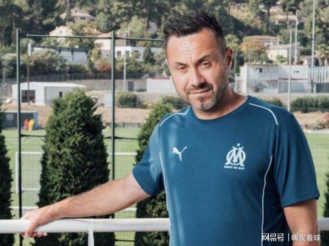 官宣！法甲名帅下课，曼联、曼城和热刺，都可能成为下家