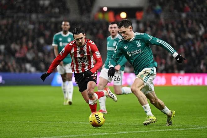 哈格里夫斯：维尔茨是红军最好球员，索博稳定性或许略胜一筹