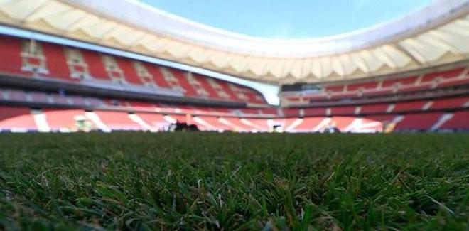 世体：由于马德里连续10天下雨，马竞主场草皮会比较泥泞