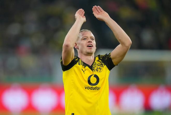 多特后卫瑞尔森传离队消息,曼联和纽卡均有意球员