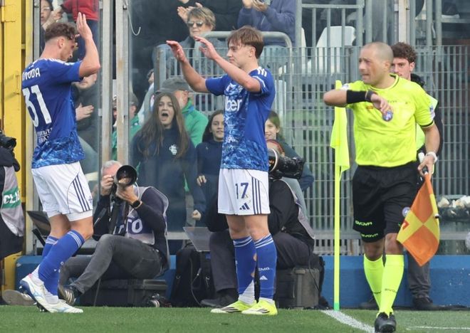 意甲最新积分战报：科莫超越尤文，那不勒斯绝杀，国米8连胜