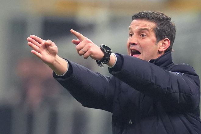 从“完蛋了”到历史第三佳成绩,齐沃用联赛稳定表现赢得尊重