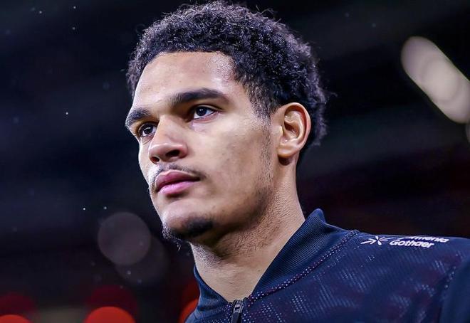 德天空：红军考虑回购夸安萨；转会合同中有8000万欧回购条款