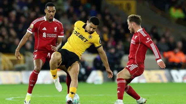 斯洛特:送一次机会被进俩球,破门无能的赛季缩影