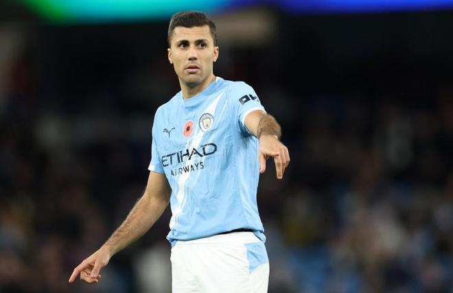 曝皇马考虑签罗德里，金球先生续约要35万镑周薪，曼城要价6000万