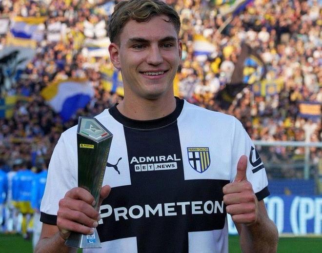 米兰看中阿根廷192㎝轰炸机，五大联赛头球进球最多，年薪50万欧