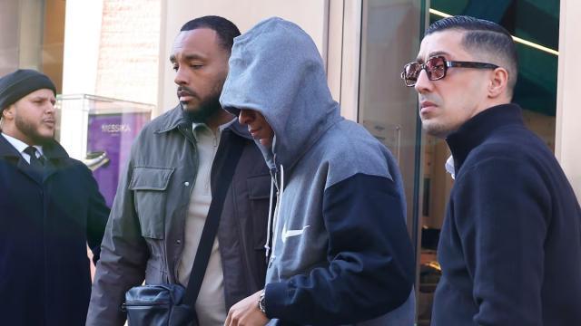 姆巴佩问诊名医获乐观判断，力争皇城决要战复出