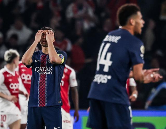 【法甲】切尔西眼前一亮！巴黎花式送礼遭摩纳哥双杀