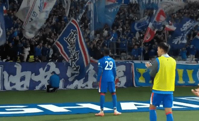 中超-盖伊拉唐各入2球 申花5-3逆转英博夺开门红