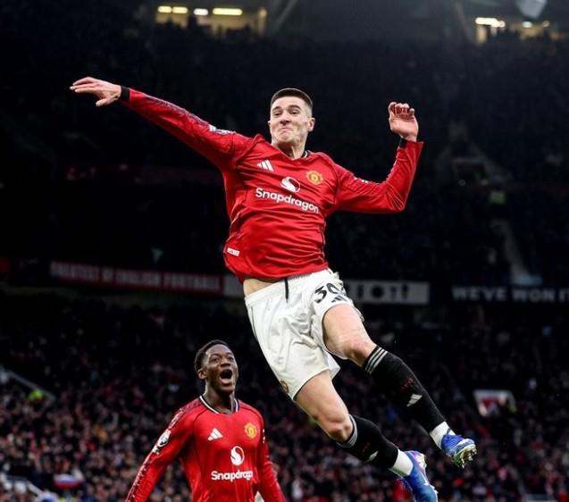 记者：谢什科的9球全来自禁区内，他下一个目标是禁区外破门