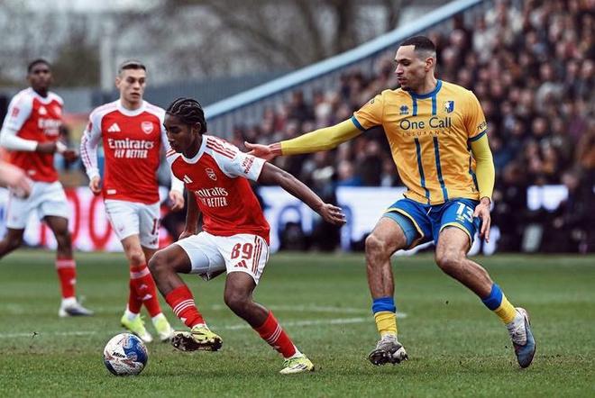 赢球输人！枪手足总杯艰难晋级代价惨重 2主力受伤下场太亏了