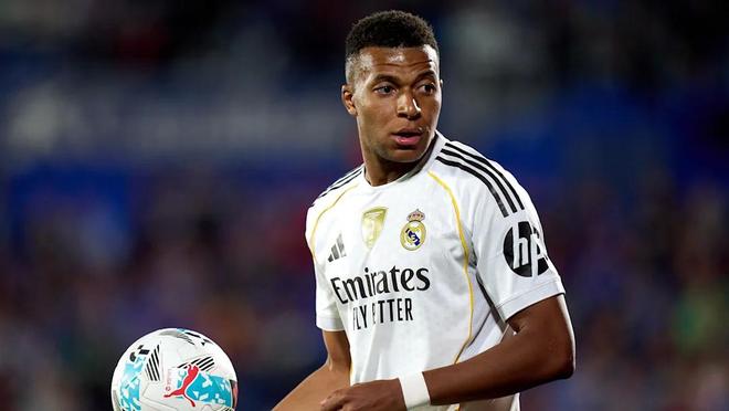 马卡:姆巴佩今日将返回马德里,皇马医疗团队会评估他伤情