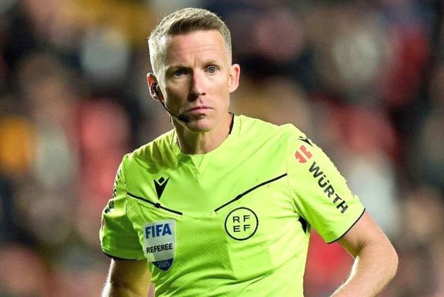 官方:西班牙名哨平方哥执法欧冠1/8决赛首回合巴黎vs切尔西