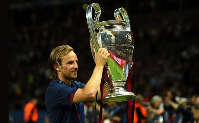 拉基蒂奇：梅西把足球世界划分成两个时代，他与巴萨密不可分