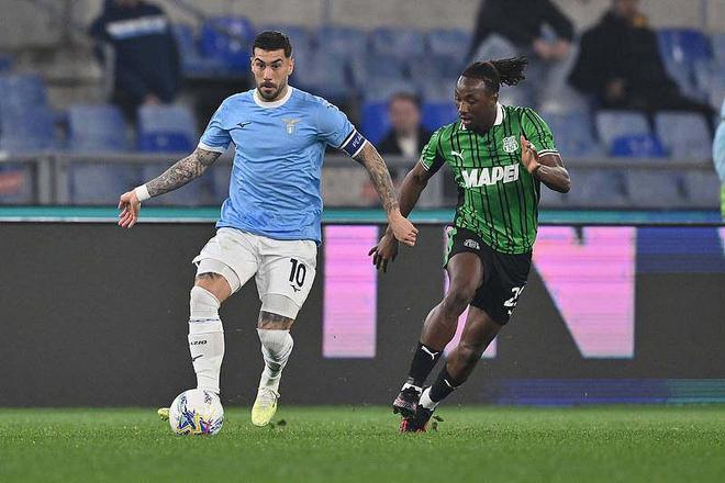 拉齐奥2-1萨索洛 马鲁西奇补时绝杀