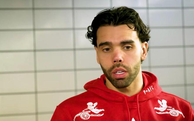 拉亚:库尔图瓦是世界最佳门将;加盟阿森纳前差点去拜仁