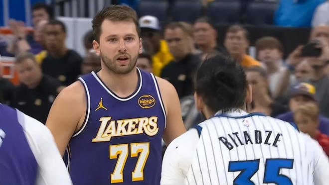 NBA官方：东契奇比塔泽技犯被撤销