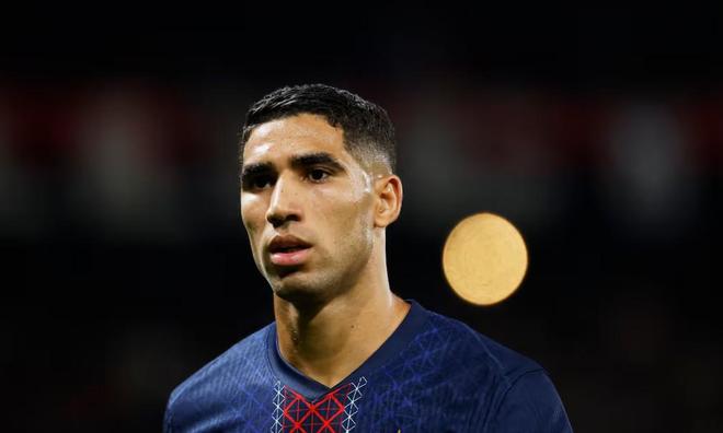 记者：阿什拉夫想重返皇马，并且愿意为此做出努力