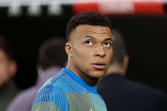 真得换医疗团队，皇马队医误诊姆巴佩，罗德里戈、裤袜带伤参赛