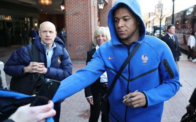 巴黎人报：阿迪和安德玛加入姆巴佩争夺战，球员与耐克存在续约分歧