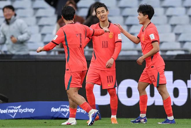 邵佳一执教首秀国足2-0库拉索 韦世豪张玉宁建功