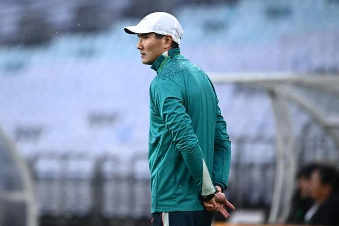 邵佳一的开门红：更积极，更主动，更年轻