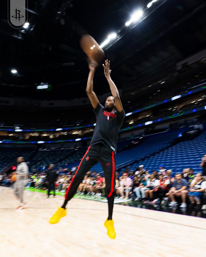 申京36+14+7火箭大胜送鹈鹕5连败，杜兰特20+6穆雷19分