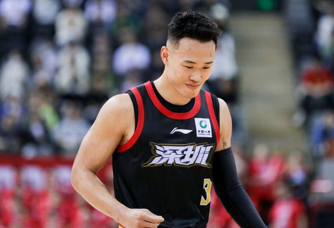 CBA本季三分本土首人：贺希宁狂轰101三分 成深圳+中国男篮大腿