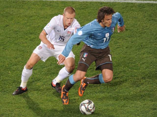 维埃里看好的接班人，不到23岁两夺意甲银靴，却不适合中国联赛