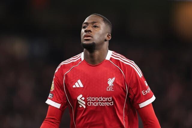 跟队记者：科纳特留队的可能性不大；高层仍坚定支持斯洛特