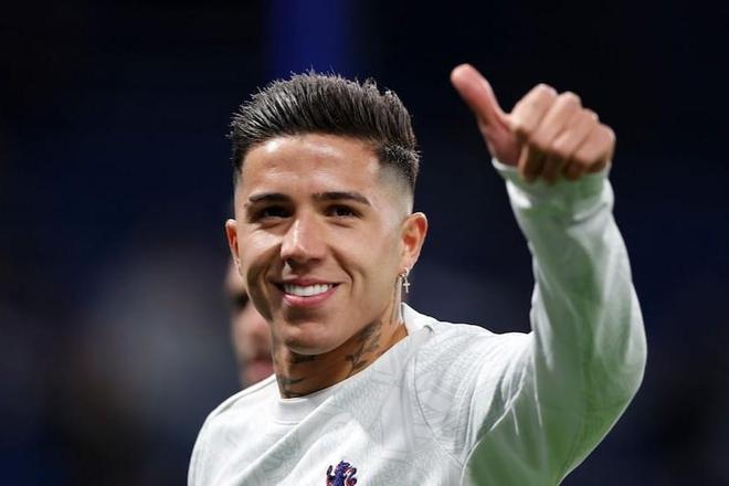 阿斯：恩佐尚未与皇马展开谈判，相关事宜或将在世界杯后讨论