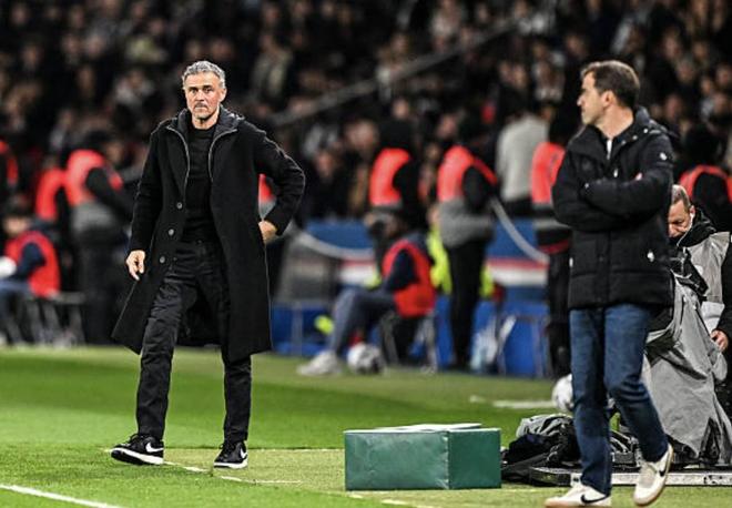 恩里克：昨天想登贝莱发挥50%就够用；不会给斯洛特提供线索