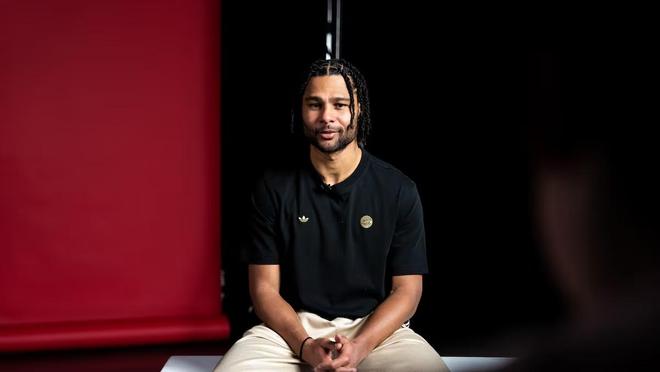 格纳布里：皇马vs拜仁可以算欧洲德比；维尼修斯人很好