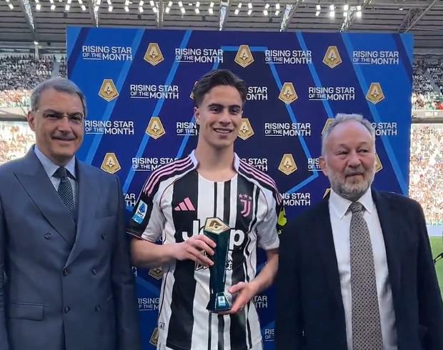 4场比赛2球2助攻，伊尔迪兹领取意甲3月最佳新星奖杯