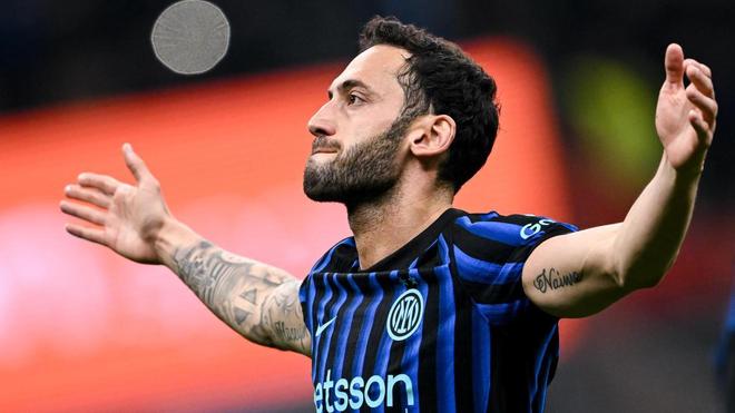 米体:国米不会让恰20自由身离队,双方已推迟到赛季末谈续约