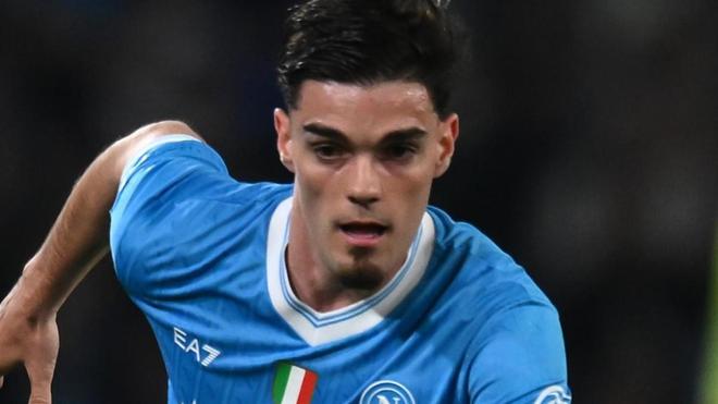 那不勒斯左后卫古铁雷斯：最后7轮要全胜然后等国米犯错