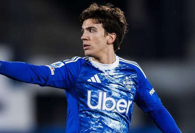 意媒：国米询问佩罗内转会可能，科莫要价3000万欧元