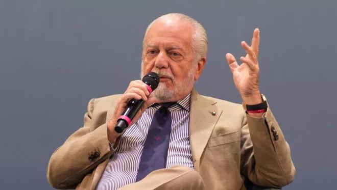 德佬：球员一个赛季踢70场比赛根本扛不住，迟早会把身体耗垮