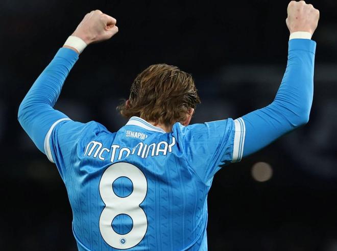 麦克托米奈近两个赛季意甲进20球，五大联赛中场仅次于帕尔默