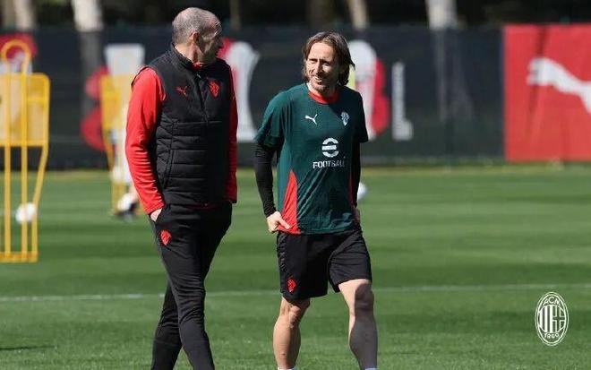 迪马济奥丨莫德里奇愿意续约，但希望……