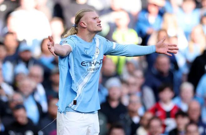 英超天王山战曼城2-1阿森纳 哈兰德建功