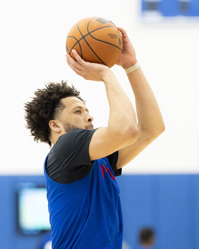 坎宁安27+11活塞一节击溃魔术1-1 班凯罗18分