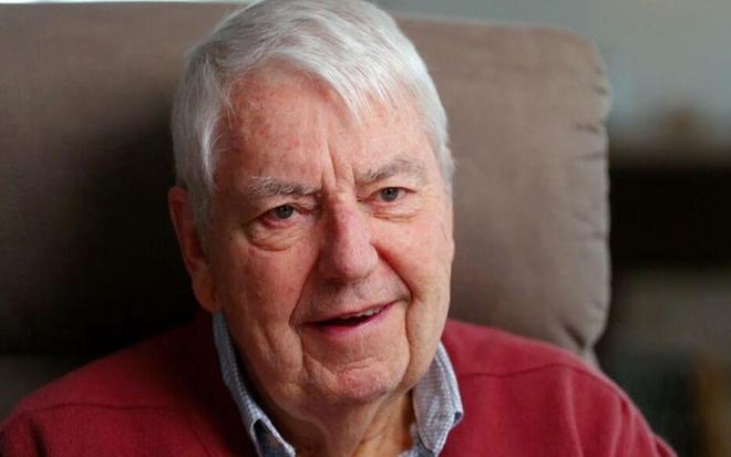 巴黎前主席祝贺纳赛尔800场：刚接手时不看好你，但你干的真棒