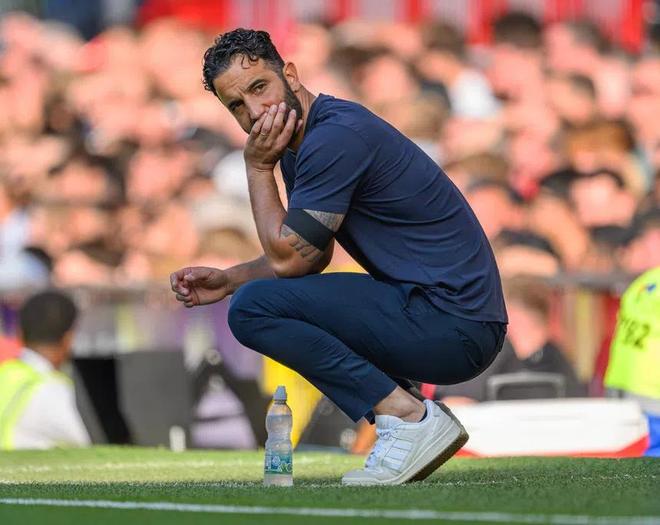 葡媒：阿莫林计划下赛季继续休整，他想利用这段时期精进能力