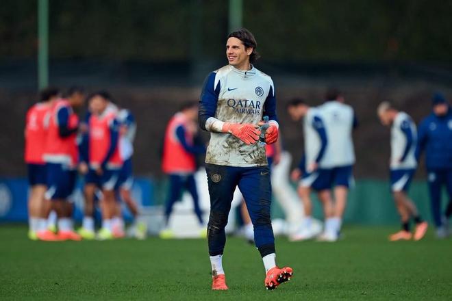 斯基拉：国米向索默提议续约当替补，但球员仍认为自己是首发