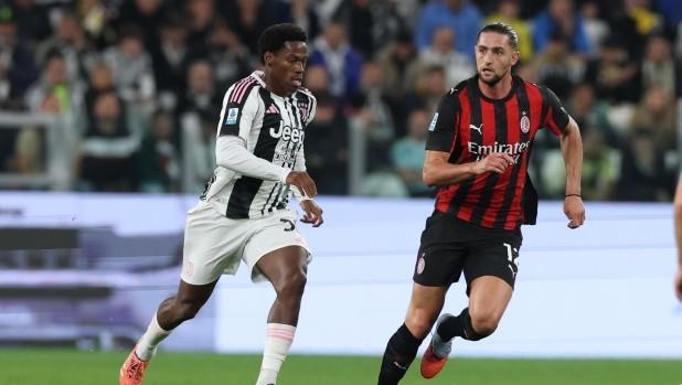 米体：米兰尤文将全力竞争联赛第2，排名奖金比第4多380万欧